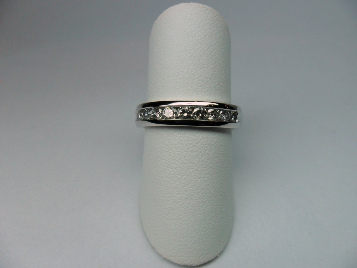 Rail Ring Witgoud 0.52 crt.
